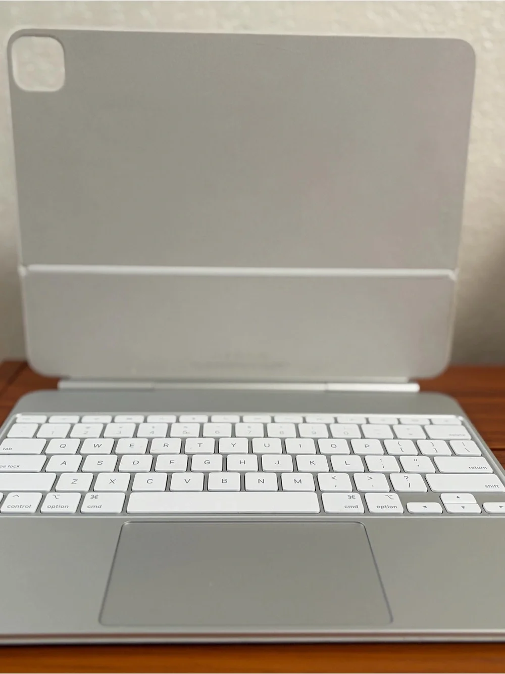 Apple Magic Keyboard for iPad Pro M4 13in in great condition